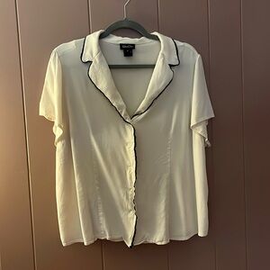 Torrid retro chic blouse